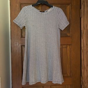 Loft Black and White Bow Back Short Sleeve Dress